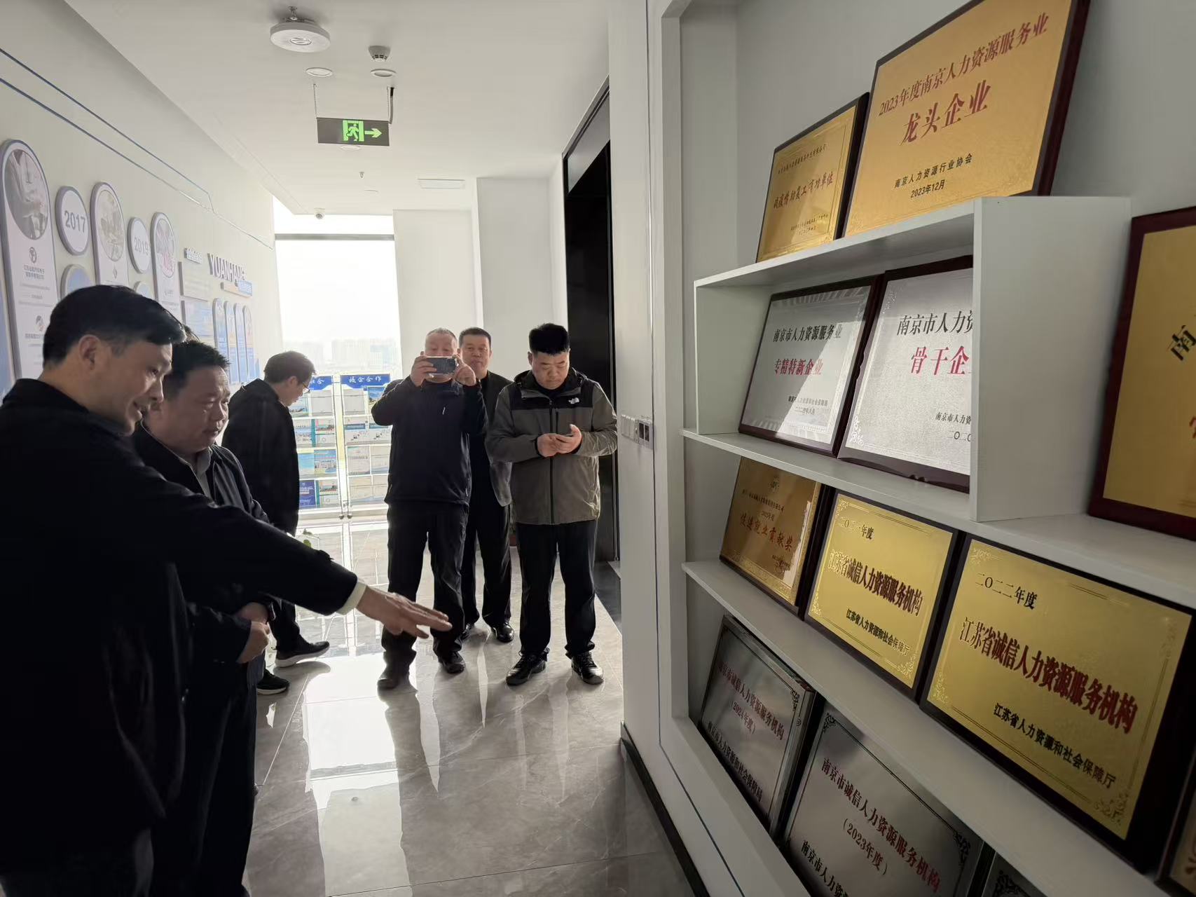 1774839730186907.jpg 1774839730186907.jpg